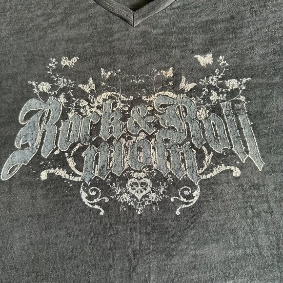 Peace Love Mom "Rock & Roll Mom" V-Neck Graphic Tee - Picture 5 of 5